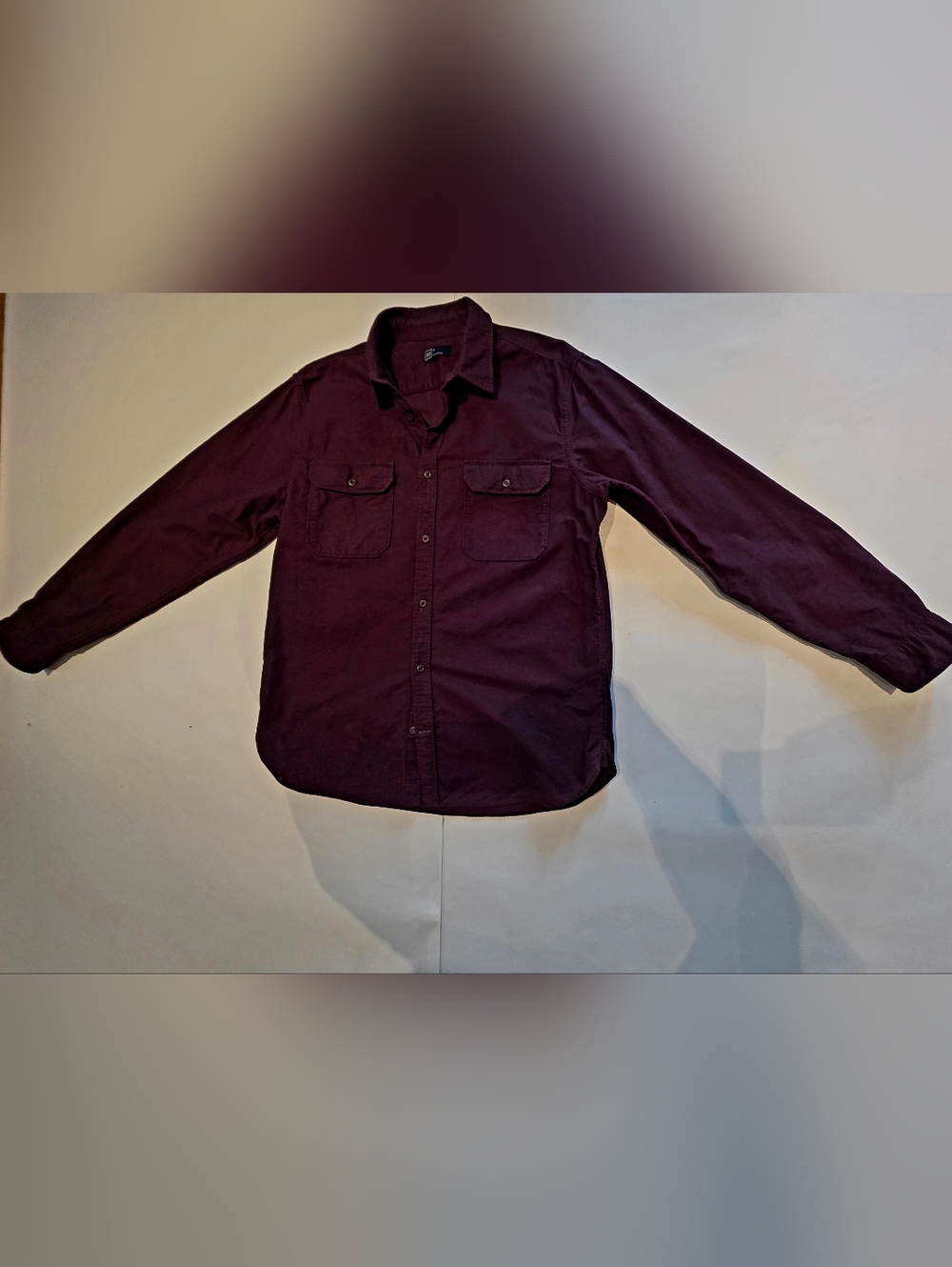 GAP Men's Burgundy Button-Down Casual Shirt
